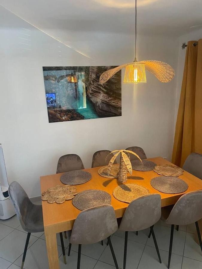 Appartement Proche Gare Tgv Nîmes Buitenkant foto
