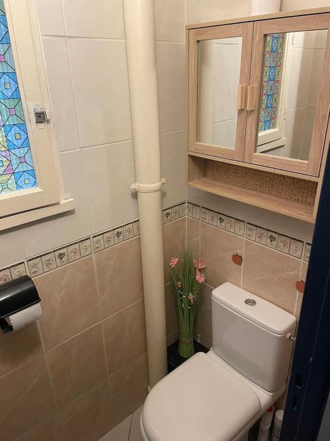 Appartement Proche Gare Tgv Nîmes Buitenkant foto